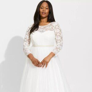 NWT Ivory Lace & Tulle Beaded Sash A-Line Wedding Dress